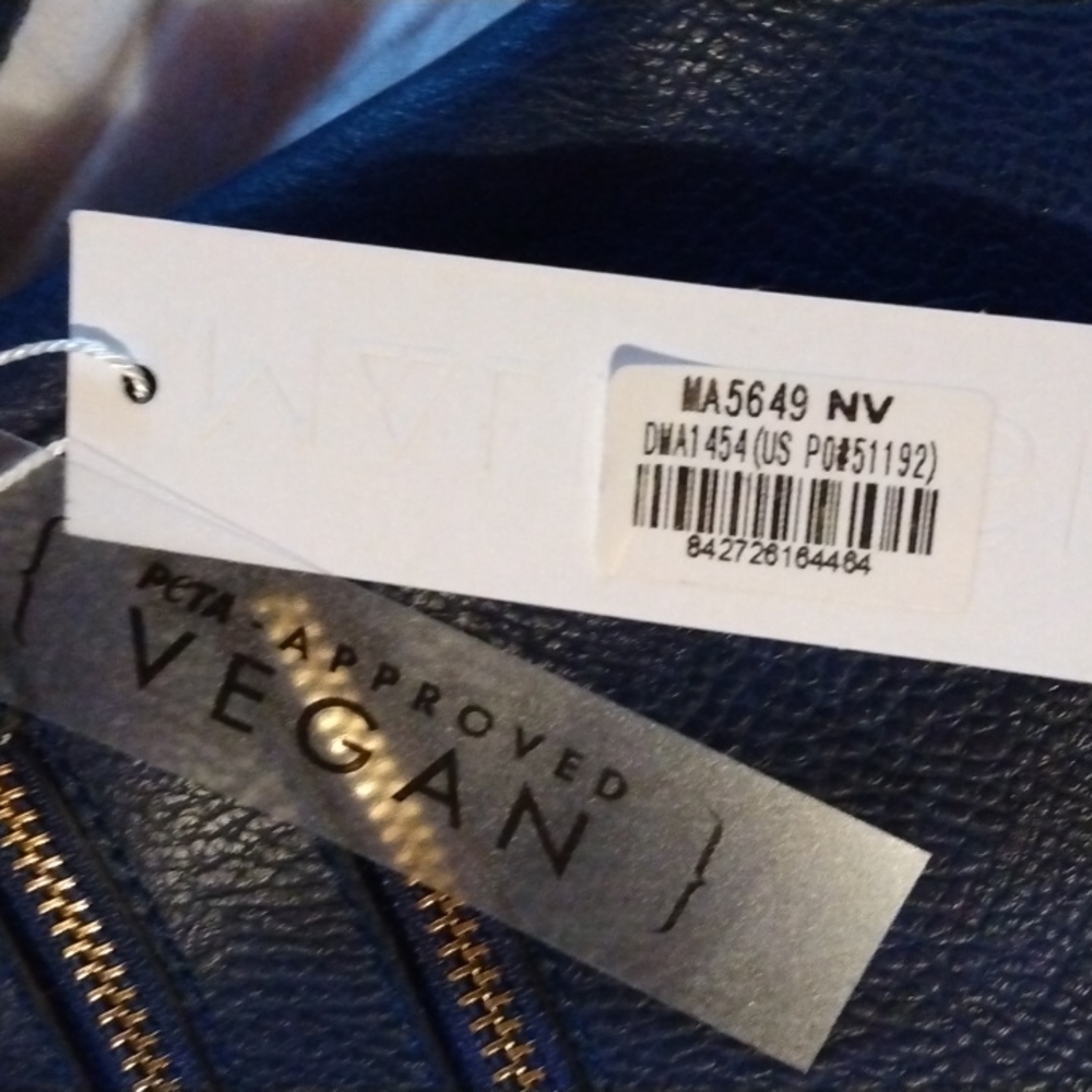 Purse - Picture 4 of 7